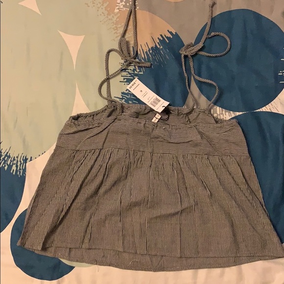 NWT BCBGENERATION striped tie shoulder tank top - Picture 3 of 4